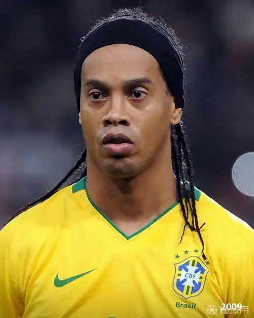 相比於隊名 相比於隊名