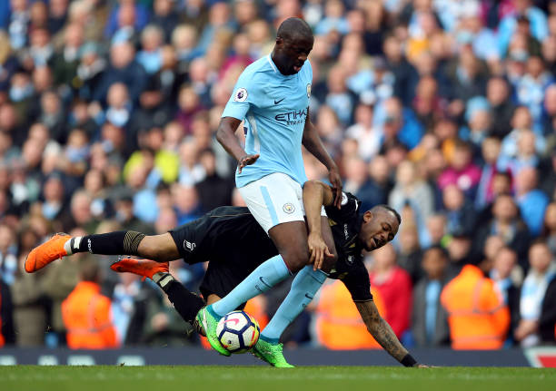 球隊的首發 球隊的首發