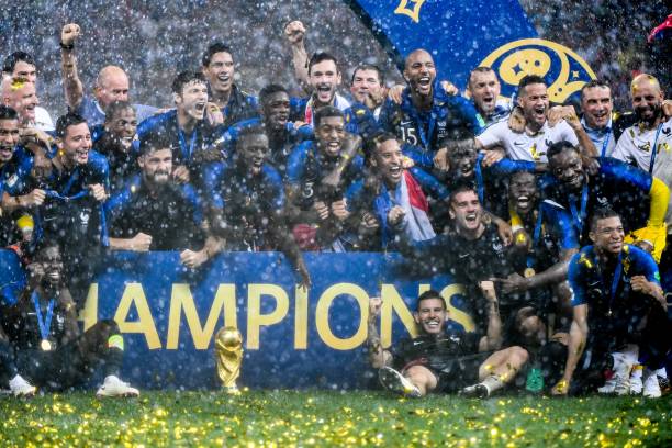 但他在商业 但他在商业